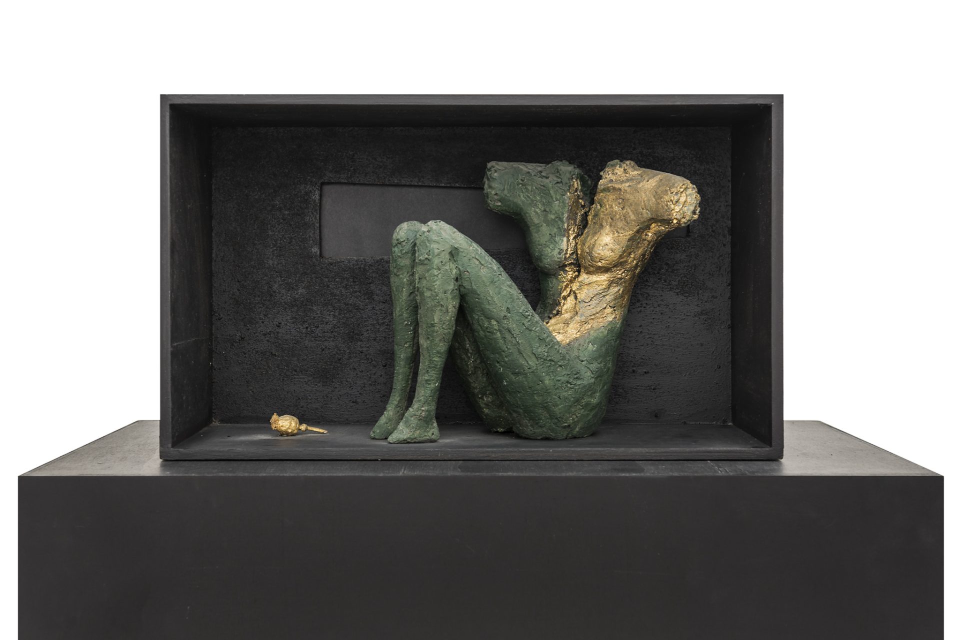 legno, gesso, terra, pigmenti e fiore secco Acre